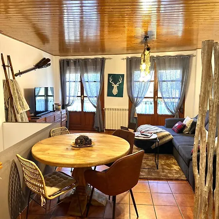 Duplex A La Placa Major إل بونت دي سويرت