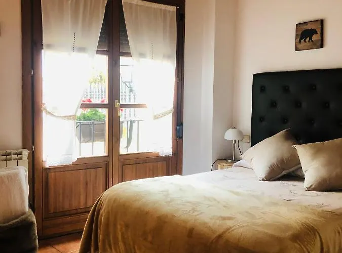 Duplex A La Placa Major